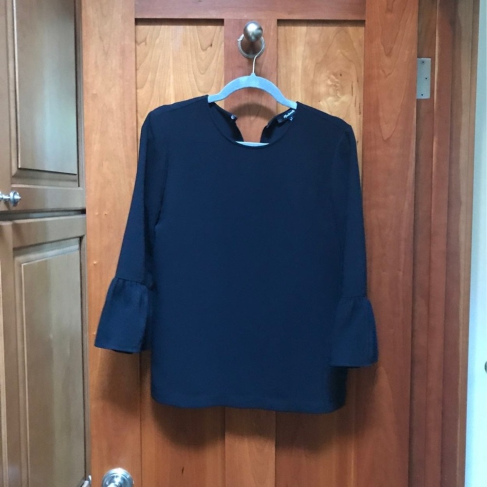 Madewell Blouse with peplum sleeves, black, size small
